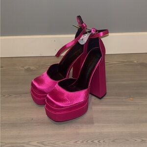 Elegant Pink Platform Heels